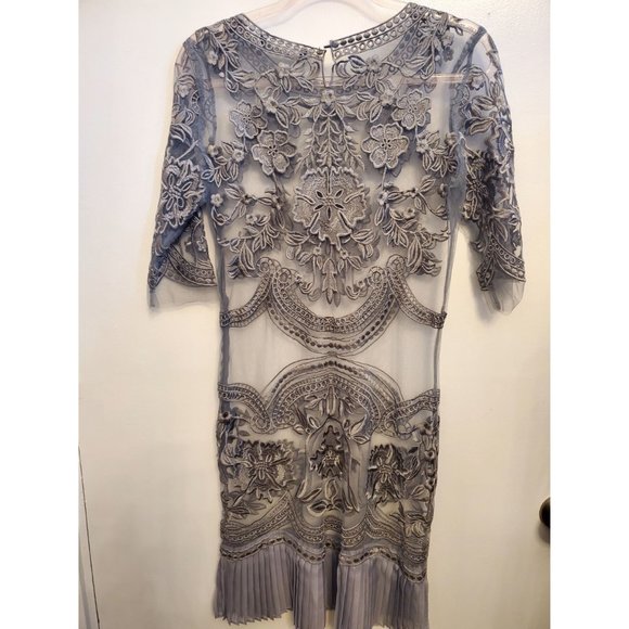 Zaful Gray Floral Embroidered Sheer Mesh Dress Pleated Hem Short Sleeve Small - Picture 7 of 7